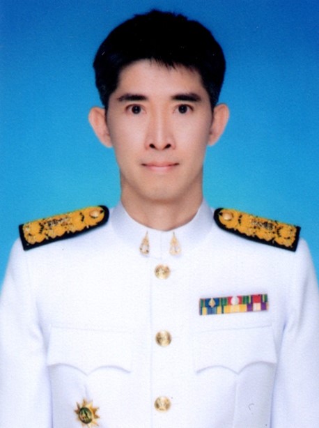 นายณรงค์ศักดิ์ เชื้อเมืองพาน